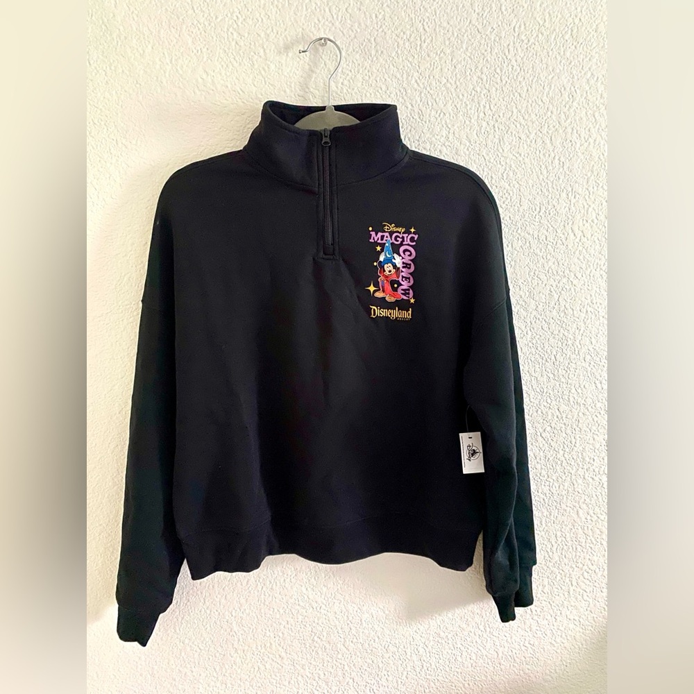 Disneyland Magic Crew Black Pullover